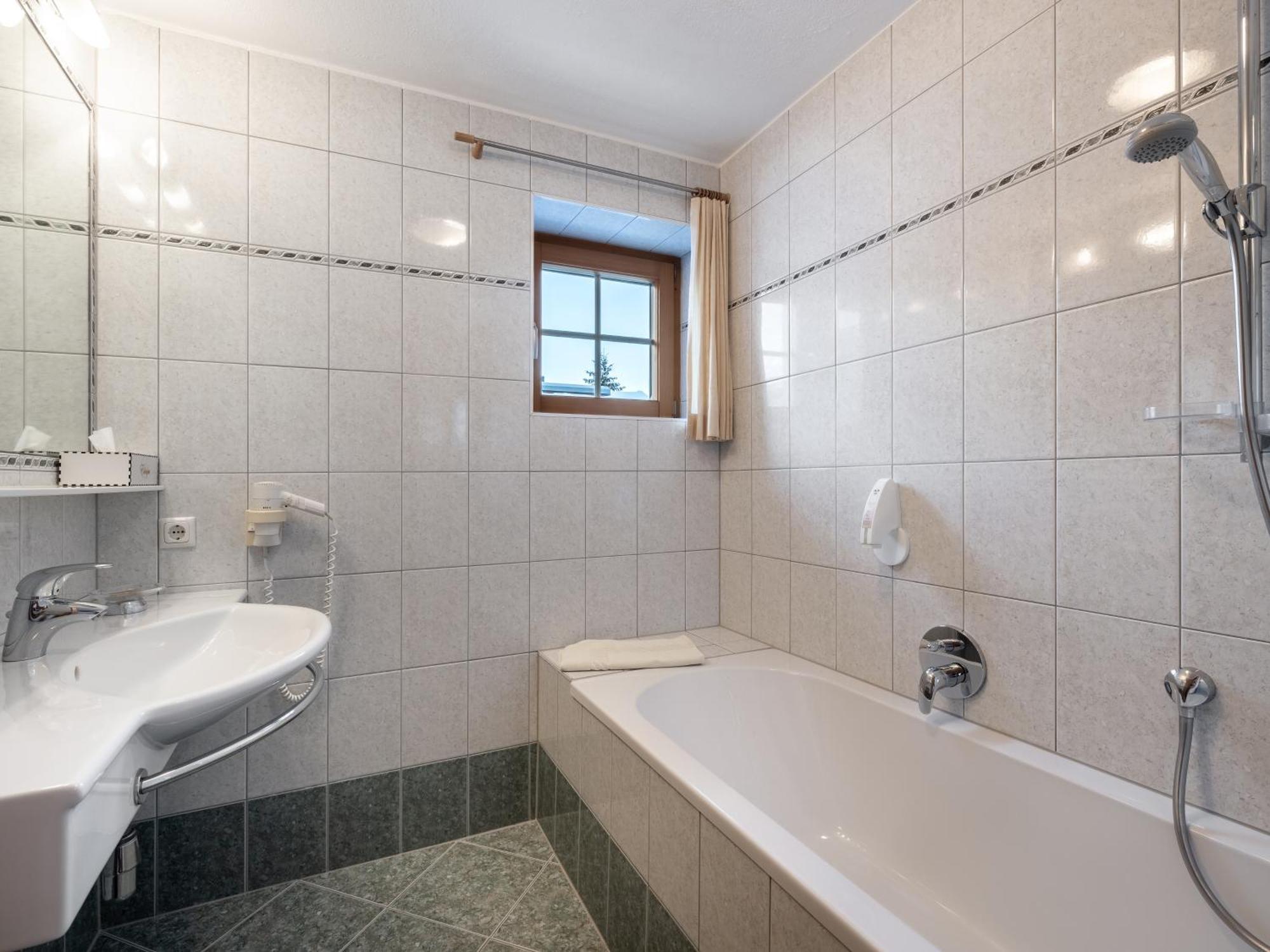 Hotel Garni Europa St. Anton am Arlberg Eksteriør bilde